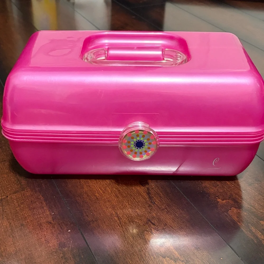 Caboodles Bright Pink Cosmetic Case with Multicolored Polka Snap